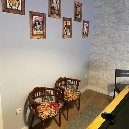 La Casita De Piedra Cisneros