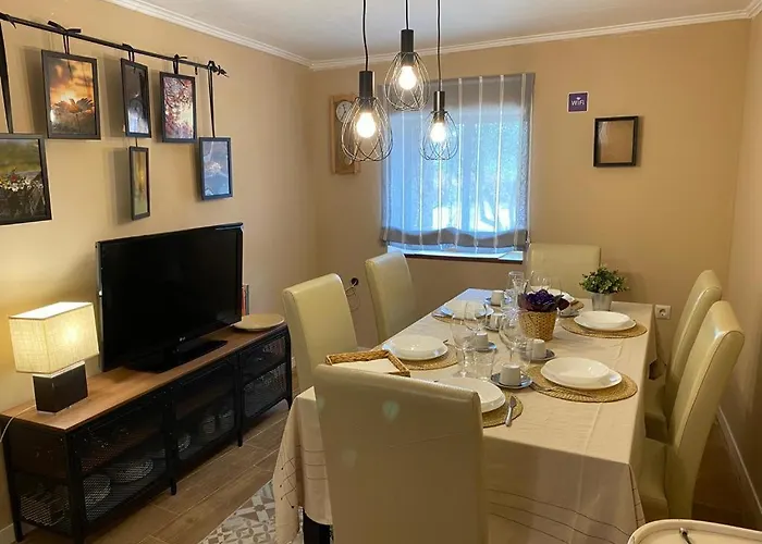 La Casita De Piedra *