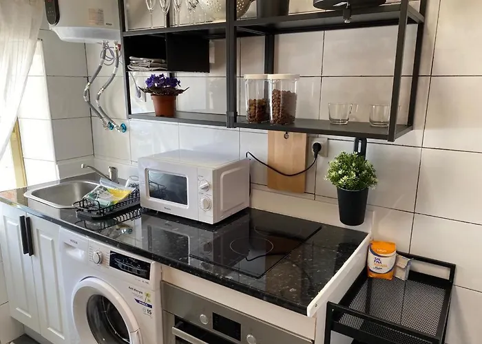 La Casita De Piedra Cisneros